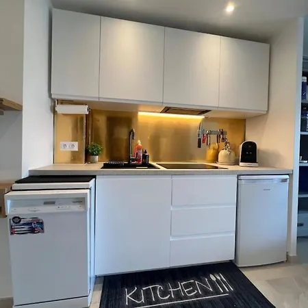 New Large - Monaco Border - Sea View - Lift - Parking Included Apartman *