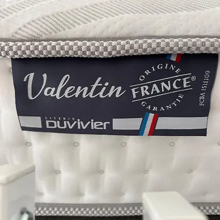 New Large - Monaco Border - Sea View - Lift - Parking Included * Beausoleil