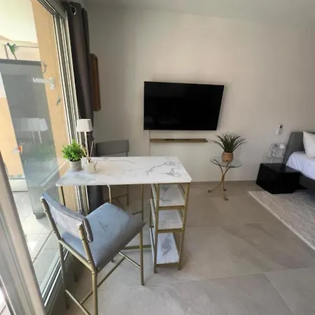 Apartman New Large - Monaco Border - Sea View - Lift - Parking Included
