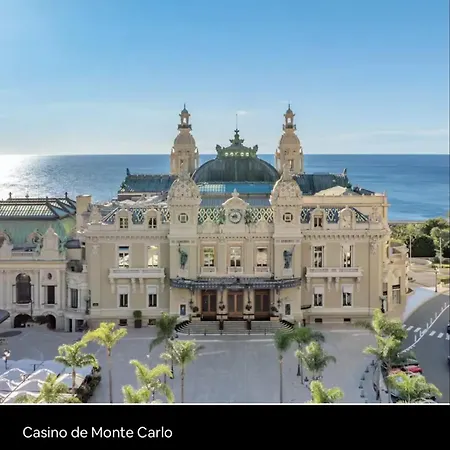 Apartament New Large - Monaco Border - Sea View - Lift - Parking Included *